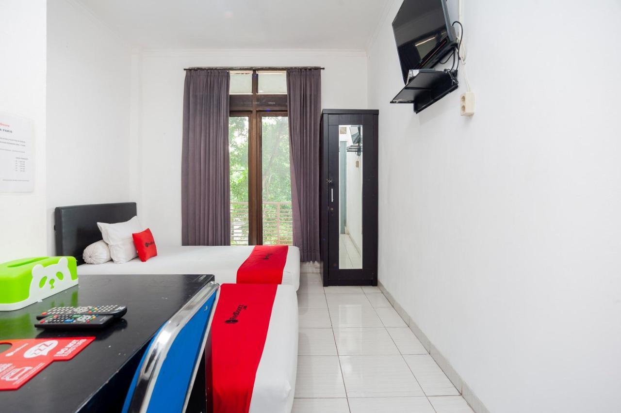 Reddoorz Syariah Near Grand Galaxy Park Hotel Ceger Luaran gambar